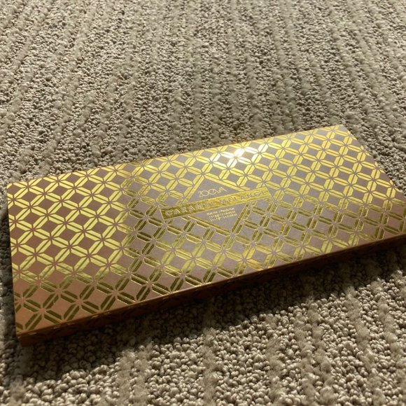 ZOEVA Caramel Melange 10 Colors Eyeshadow Palette - Picture 9 of 9